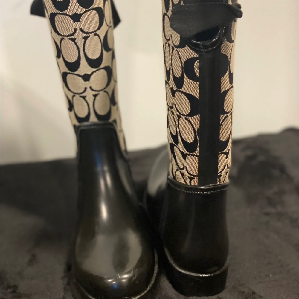 Size 5 coach rain boots